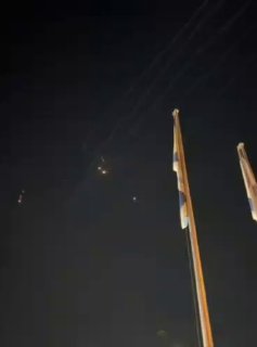 ערוצי תקשורת איראנים מפרסמים: "הרגע שבו פגע הטיל של איראן...