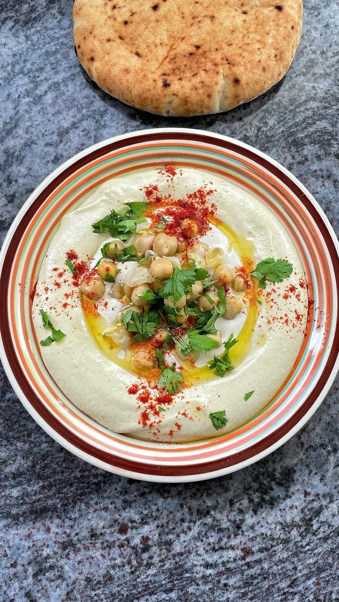 מתכון לחומוס ביתי הכי טעים שתכינו בחיים שלכם 😍...
