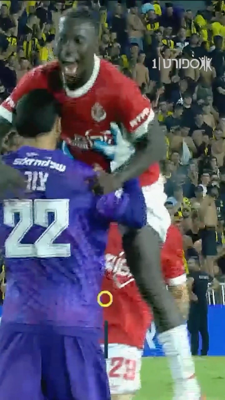 ⁨ הערב של אסף צור! 🧤⁩...