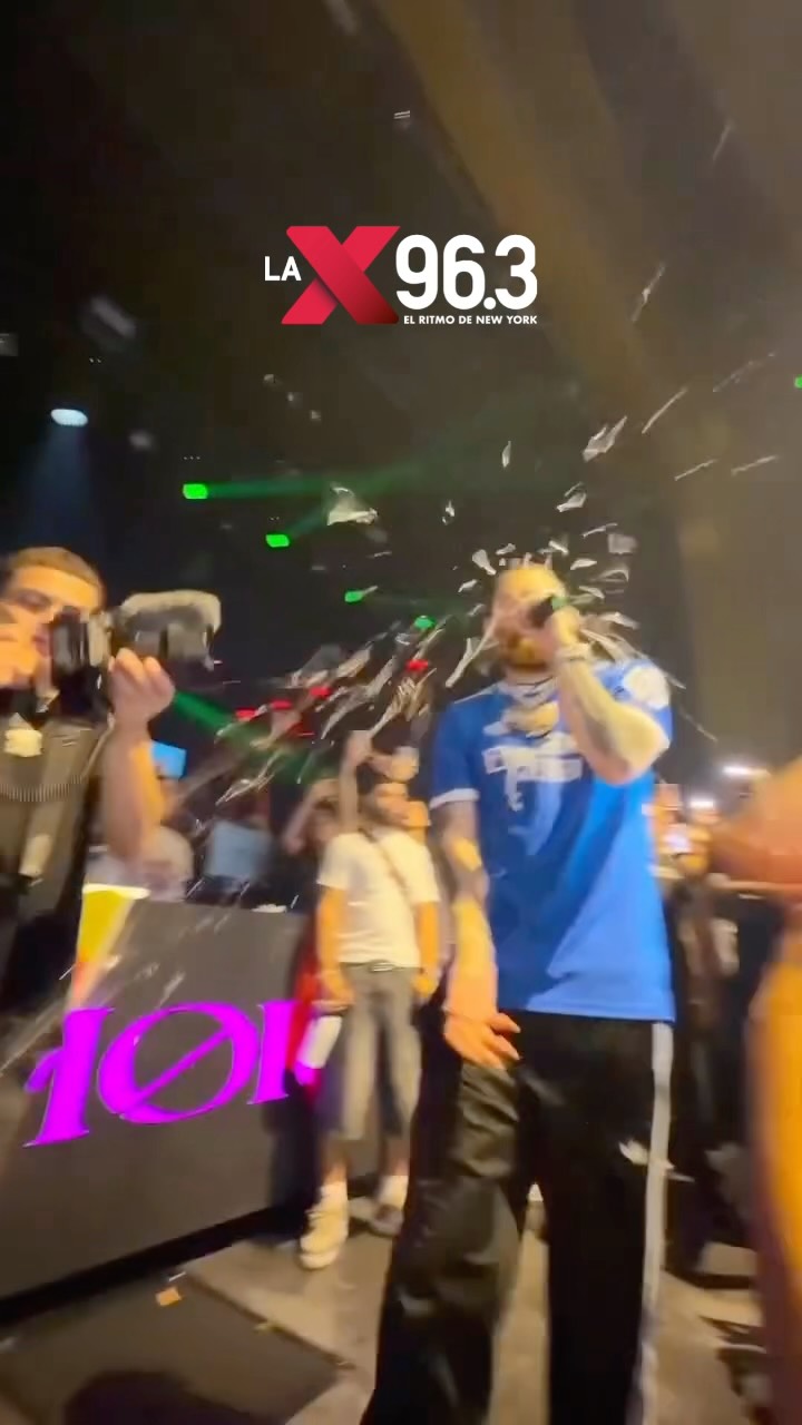 הזמר והראפר הפורטוריקני אנחל יאמיל סנטיאגו ואסקס, שמופיע בשם...