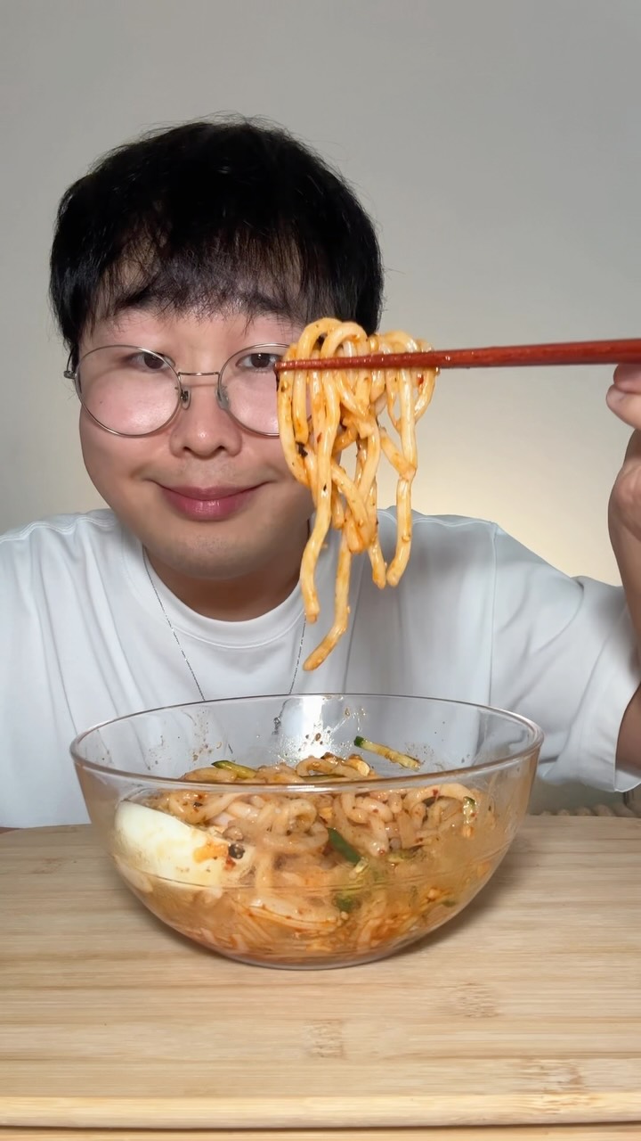 מתכון לאודון קוריאני🇰🇷 (ביבים אודון) 🍜🌶️...