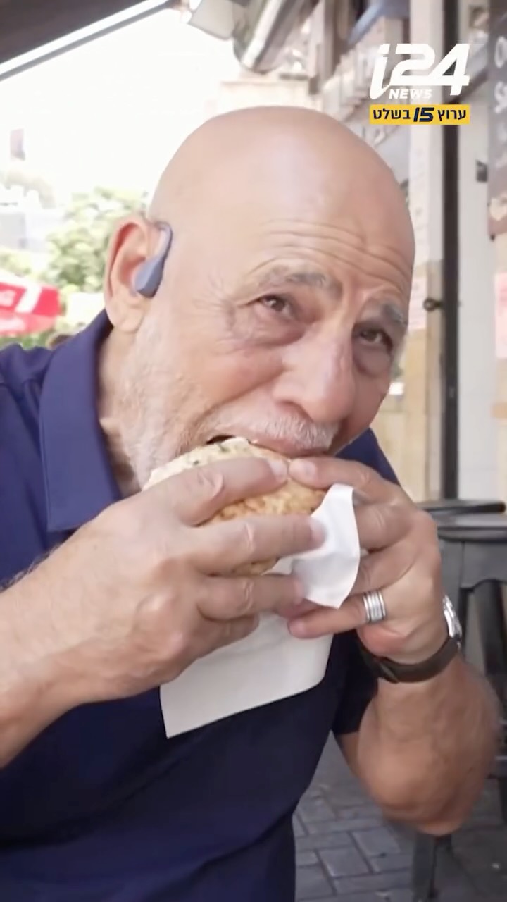 ⁨ מה חשבו פיני בלילי ואורי גבריאל על מוסד הסביח מגבעתיים? |...