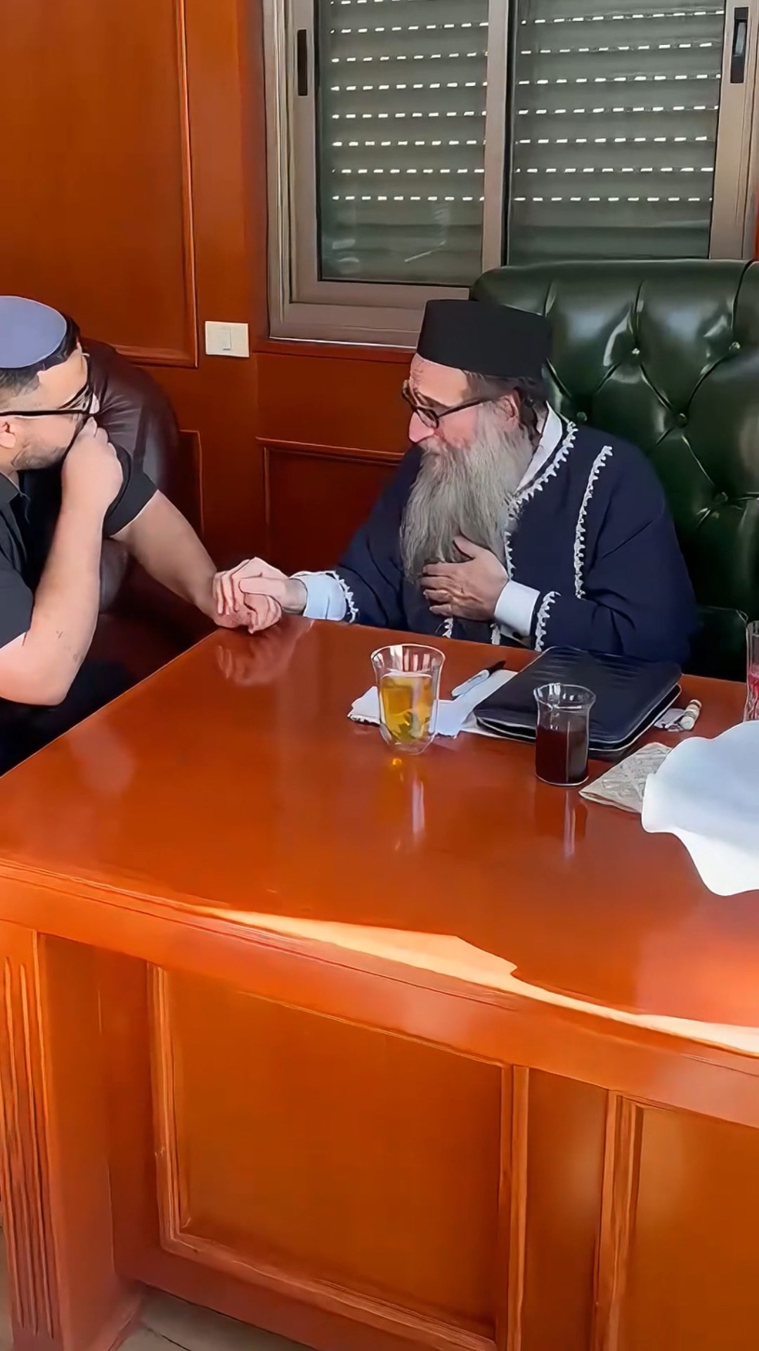 זכיתי שוב לפגוש את האדמו״ר רבי יאשיהו פינטו שליט״א ולקבל ממנו...