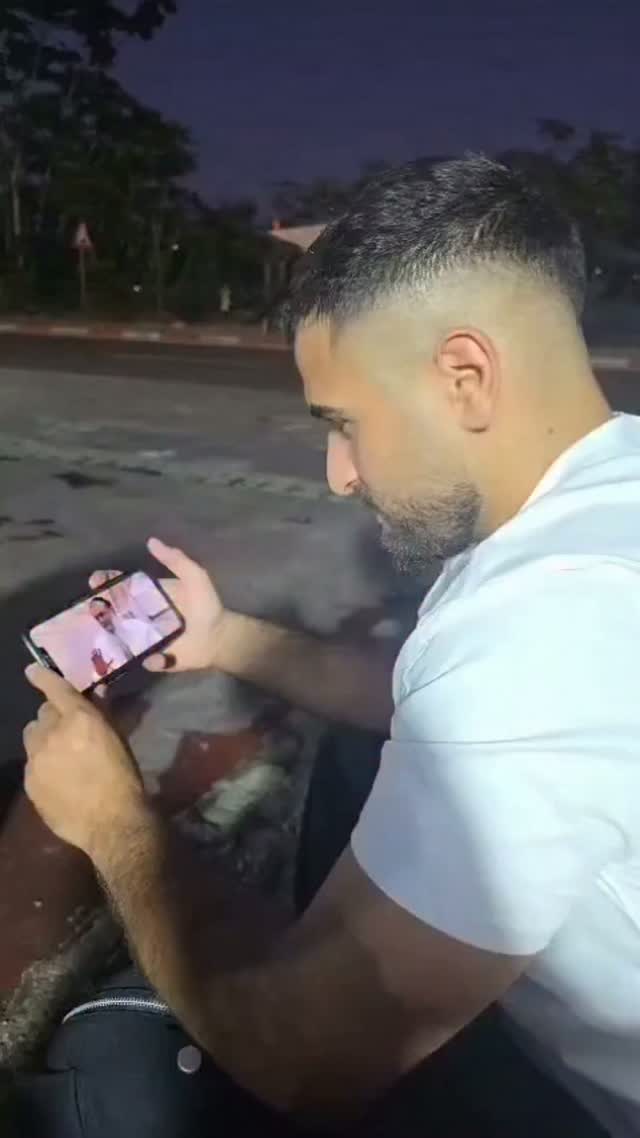 ערבי ישראלי מקשיב לשיעורים של הרב יגאל כהן? הסרטון שהולך...