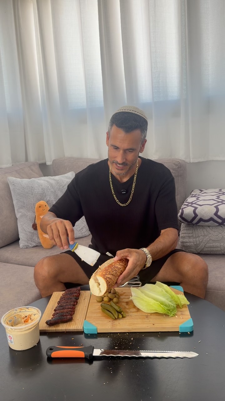 סיפורי ארוחת פועלים עם שלומי ברזילי...
