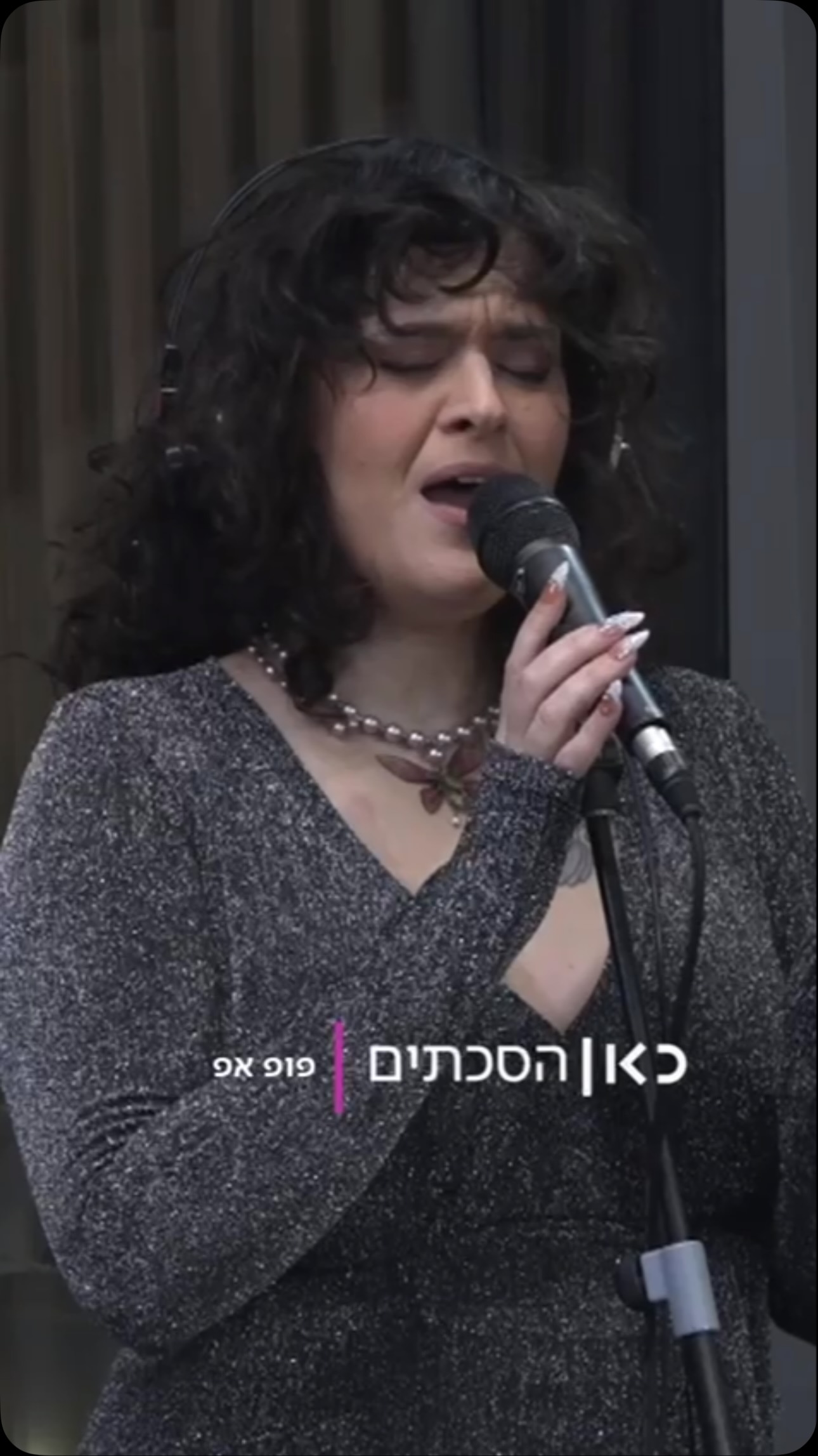 ⁨ ⁨ איך דולי פרטון הפכה למוזיקאית האהובה בעולם? מה היה תפקידה...