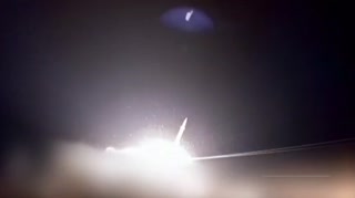 תיעוד: שיגור טילים בליסטיים מאיראן לעבר בסיס אמריקני בירדן...