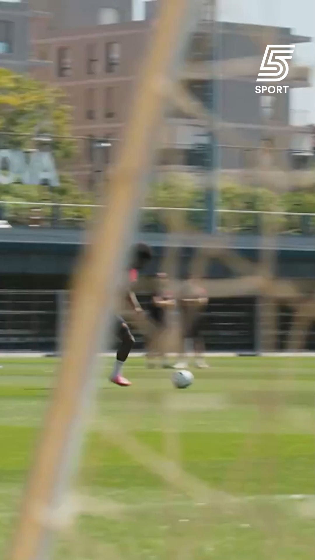 גבריאל ז'סוס מתרגל לחיים בברצלונה🔴🔵...
