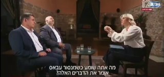 אתמול מנסור עבאס שוב התבקש להגיד איך הוא מגדיר את חמאס ושוב...