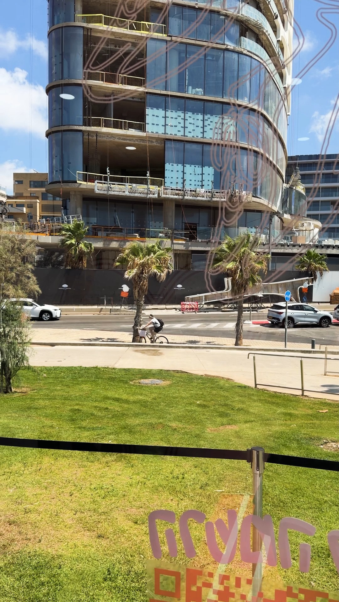 גם אנחנו עלינו על אתגר ההליכון שלא עוצר ל-24 שעות, לקראת...