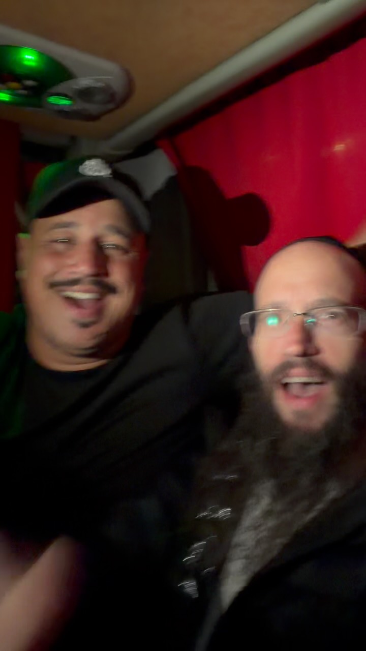 בדרך מרבנו הקדוש מאומן עם לירון הצדיק...