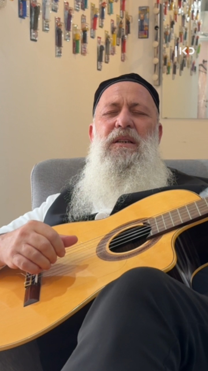 שולי רנד והגיטרה כאן עם ניגון הבעל שם טוב כדי להתכונן איתכם...