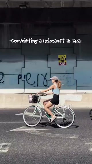 תל אביב: כתובות גרפיטי רוססו במהלך יום הכיפורים, ובהן: "אנחנו...