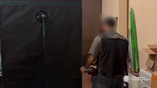 💊 משטרה הלאומית של אוקראינה חיסלה 4 מעבדות סמים באזור אודסה...
