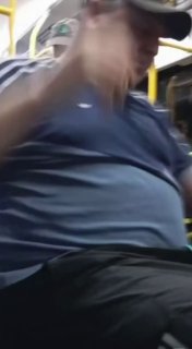 אירוע נוסף בחיפה: עימות התגלע בין פקחית של חברת אגד לנוסעת בקו...