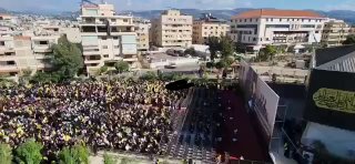 "המקוננים" על נסראללה מתחילים להתאסף באתר בו קבור נסראללה...