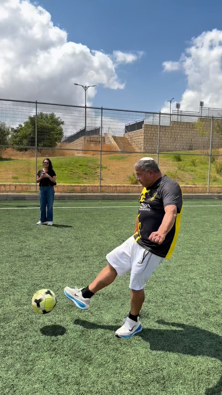 ברגל ימין ⚽️...