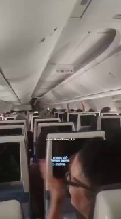 שרים ״עוד אבינו חי״ ומוחאים כפיים: כך נראים רגעי נחיתת המטוס...