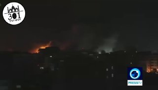 תיעוד של התקיפות הסעודיות מוקדם יותר הלילה בצנעא, בירת תימן...