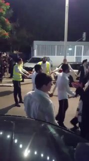 תיעוד מריקודי השמחה על הכביש צילום י,ק...