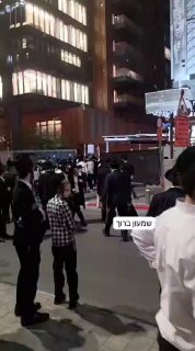 דיווח: מפגינים חרדים ניסו לפרוץ למגדל שבעת הכוכבים בבני ברק,...