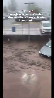 שיטפון בזק והצפת בוץ קשה (Aluvión) שפגעו בשכונת סן קרלוס דה...