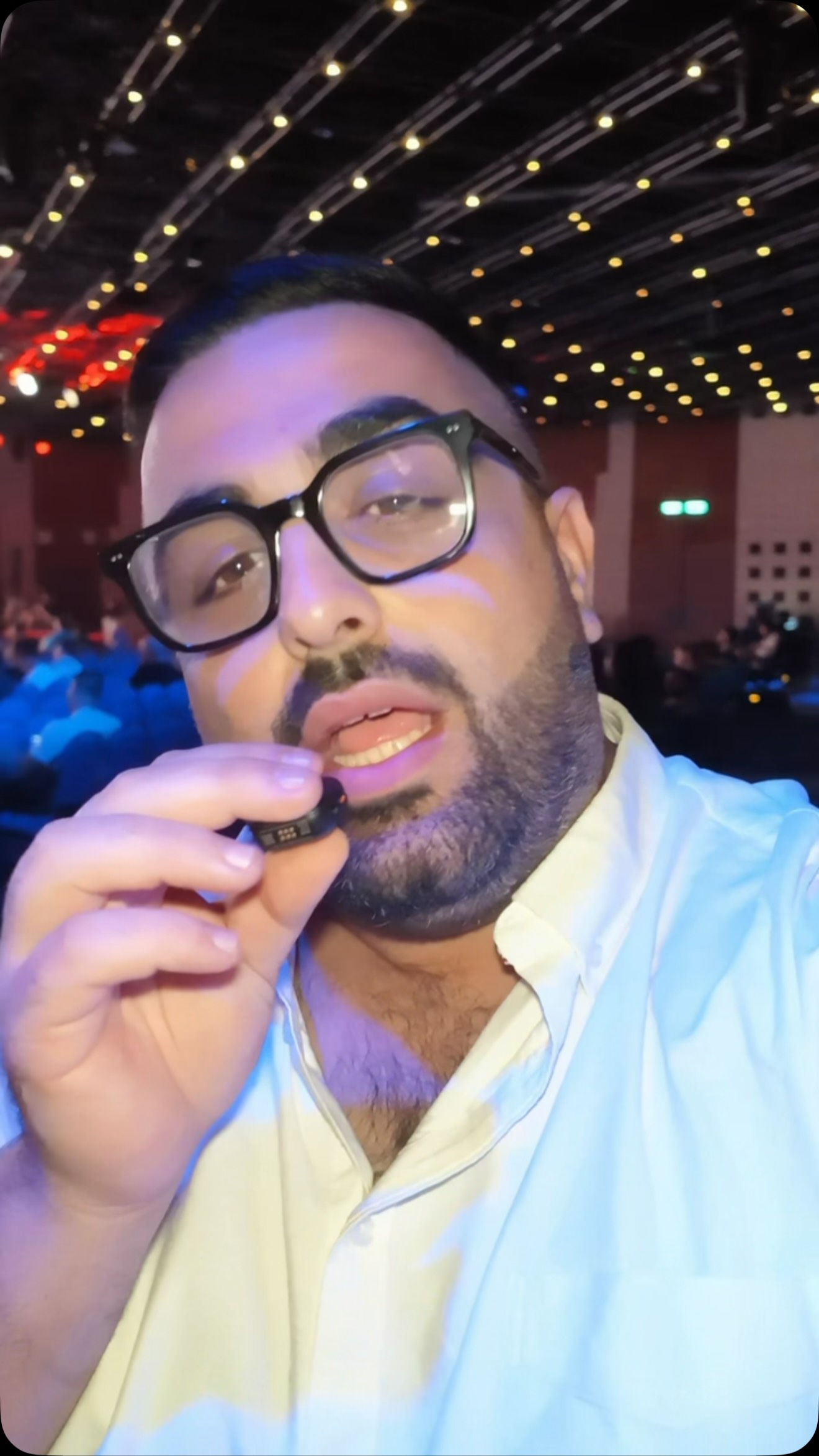האולם כמעט התרוקן בגלל בירה ובייגלה !...