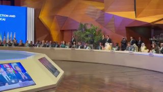 אזרביג'אן: משלחות מטורקיה, איראן, כווית ופקיסטן נטשו את פסגת...