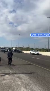 הפגנה בהפתעה: אנשי הפלג הירושלמי חוסמים ׳בהפתעה׳ בשעה זו את...