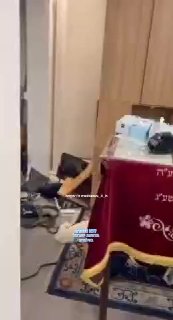 תיעוד מפריז: בית כנסת ברובע ה-19 הושחת הלילה, במסגרת גל...