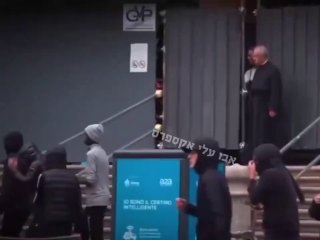 איטליה - המהומות במילאנו בשבת:...