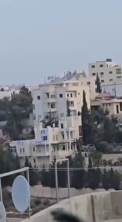 כוחות צה"ל השתלטו על מבנה בחברון והפכו אותו למוצב צבאי....