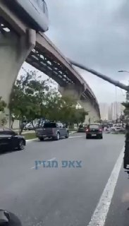 המנוף קרס על המסילה - והרכבת התנגשה בו: רגעי אימה בסאו פאולו...