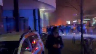 הלילה זמן שישנתם, המהומות הגיעו להאג הולנד. באופן מפתיע...