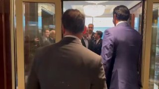 תיעוד | נשיא איראן פזשכיאן נפגש במוסקווה עם אמיר קטאר, ת׳אני...