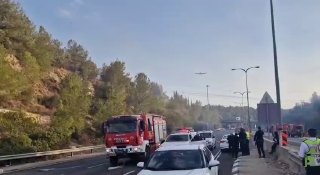 כ-400 מטיילים מפונים בשעה זו בעקבות שריפת חורש ביער בן שמן...